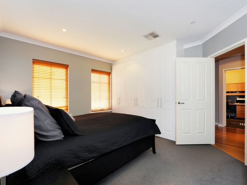 56 Sinagra Way, Yangebup WA 6164