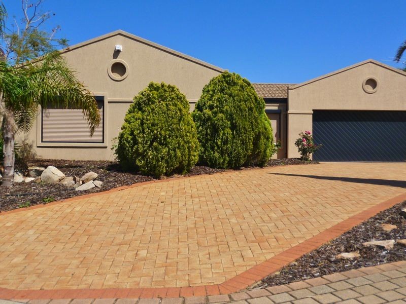 30 Dreier Court, Atwell WA 6164