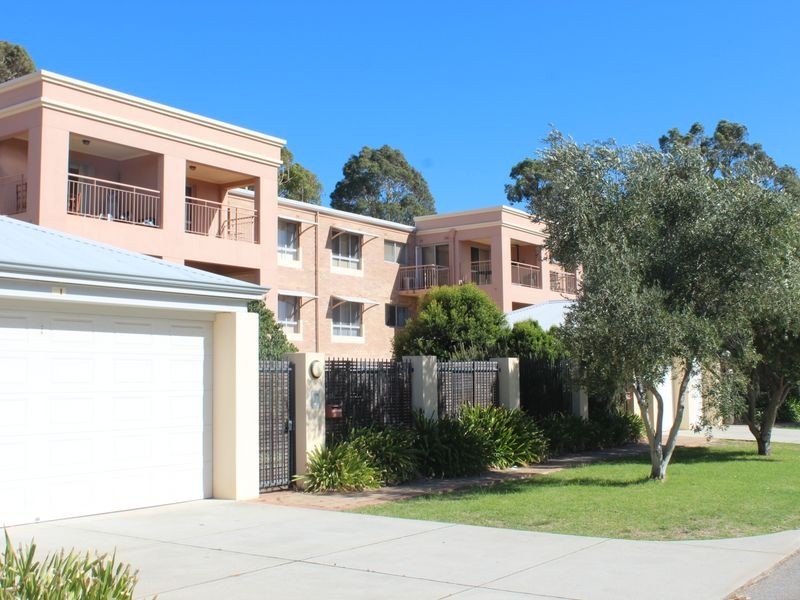 9/15 Friar John Way, Coolbellup WA 6163