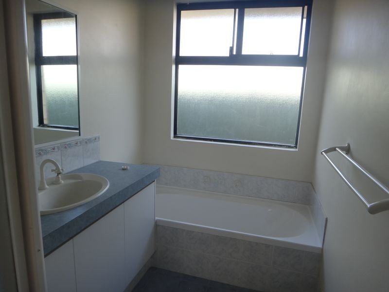 32 Pindan Elbow, Atwell WA 6164