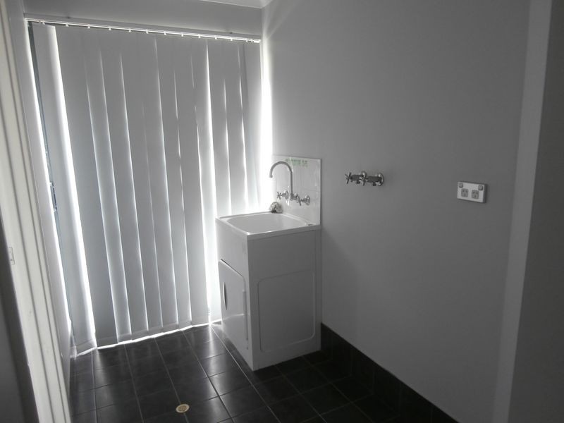 8 Teocote Crescent, Aubin Grove WA 6164