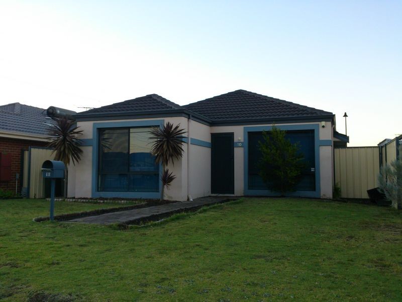 10 Covington Loop, Success WA 6164