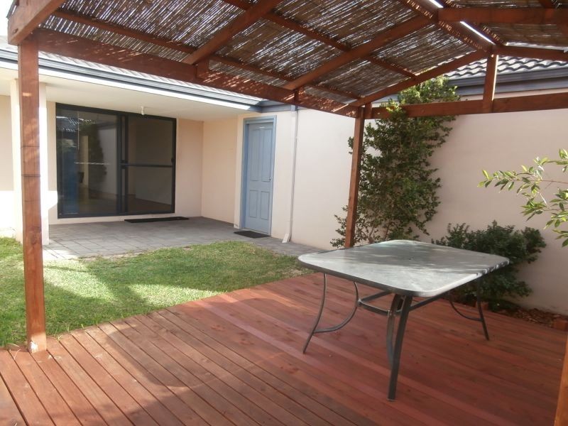 10 Covington Loop, Success WA 6164