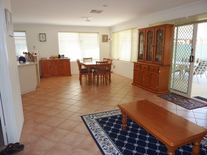 27 Kanji Loop, Atwell WA 6164