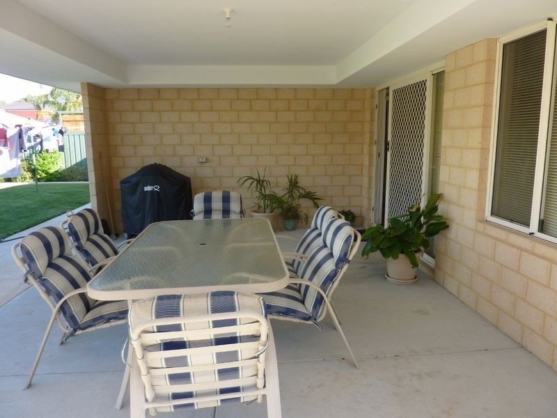 27 Kanji Loop, Atwell WA 6164