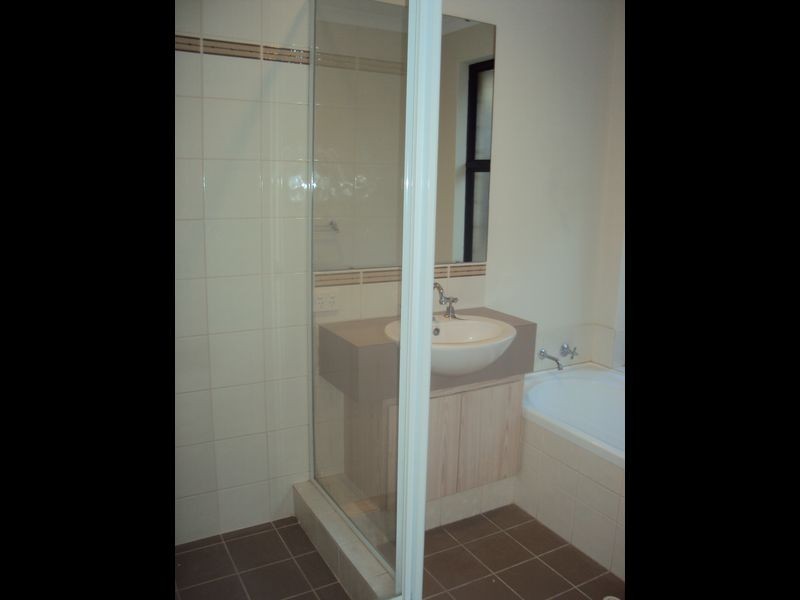 8/31 Barfield Road, Hammond Park WA 6164