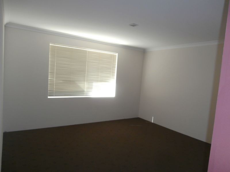 14 Grand Oak Drive, Clarkson WA 6030