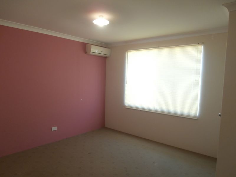 14 Grand Oak Drive, Clarkson WA 6030