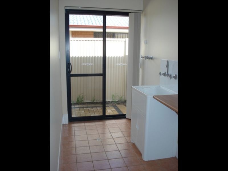 50 Mosedale Loop, Waikiki WA 6169