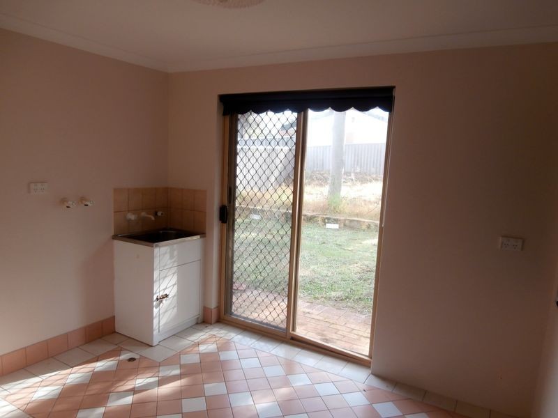 3 The Ramble, Parmelia WA 6167