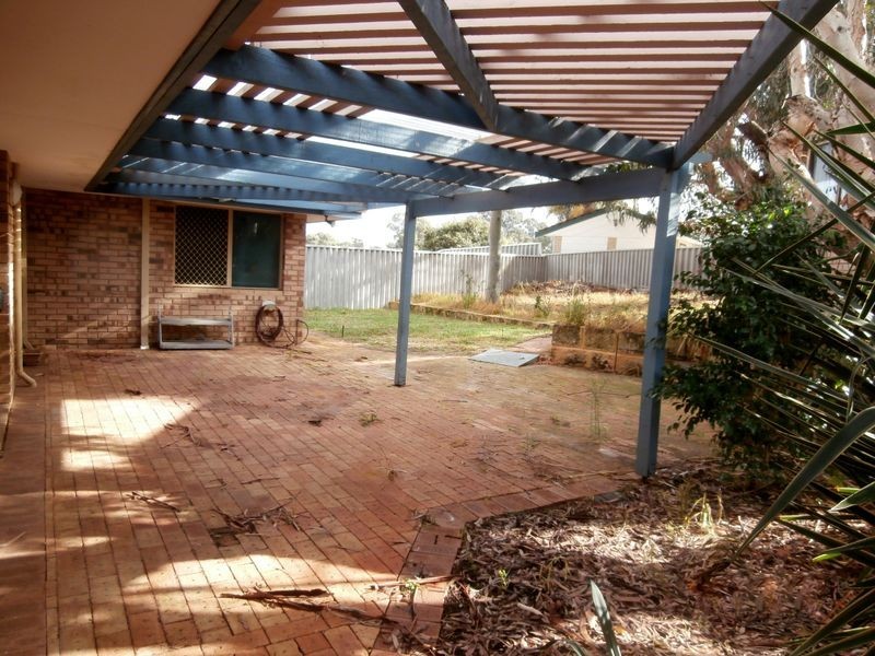 3 The Ramble, Parmelia WA 6167