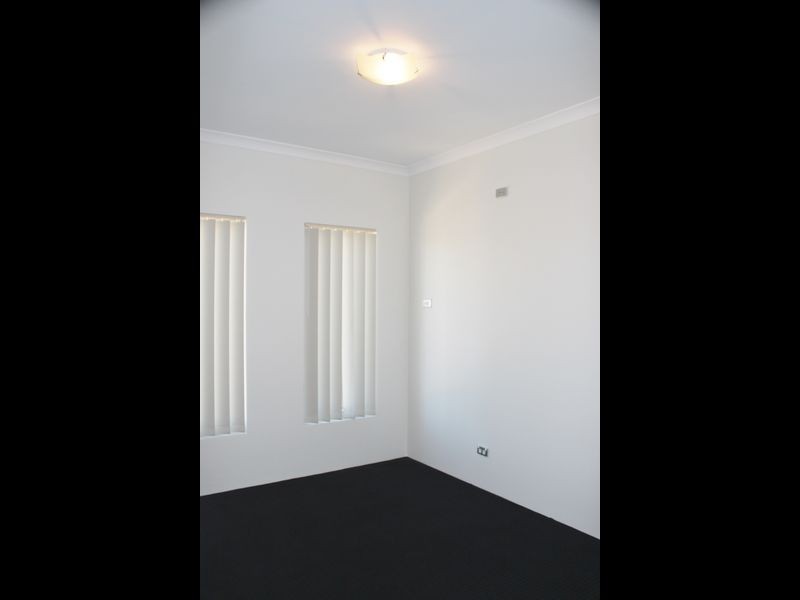 6 Boas Lane, Piara Waters WA 6112