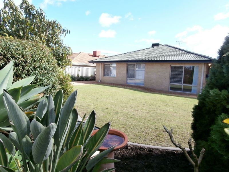 9 Bodella Gardens, Atwell WA 6164
