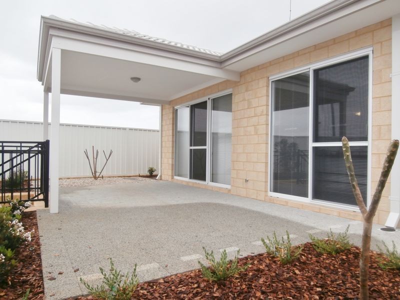 2 Andy Zuvela Road, Beeliar WA 6164