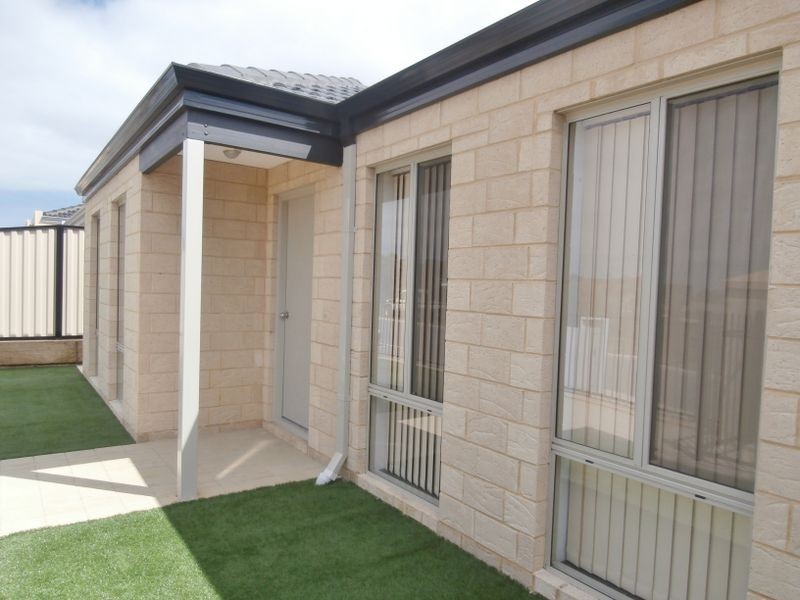 30 McLaren Avenue, Beeliar WA 6164