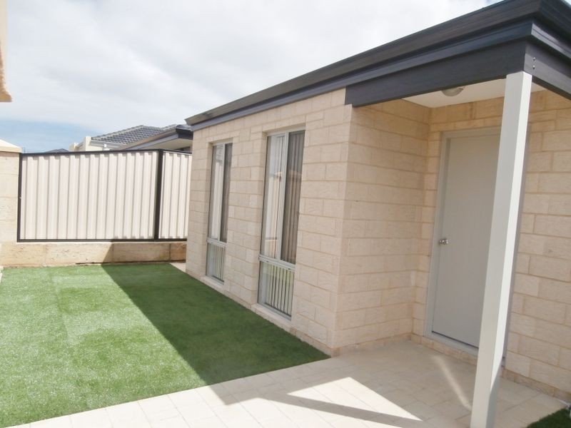 30 McLaren Avenue, Beeliar WA 6164