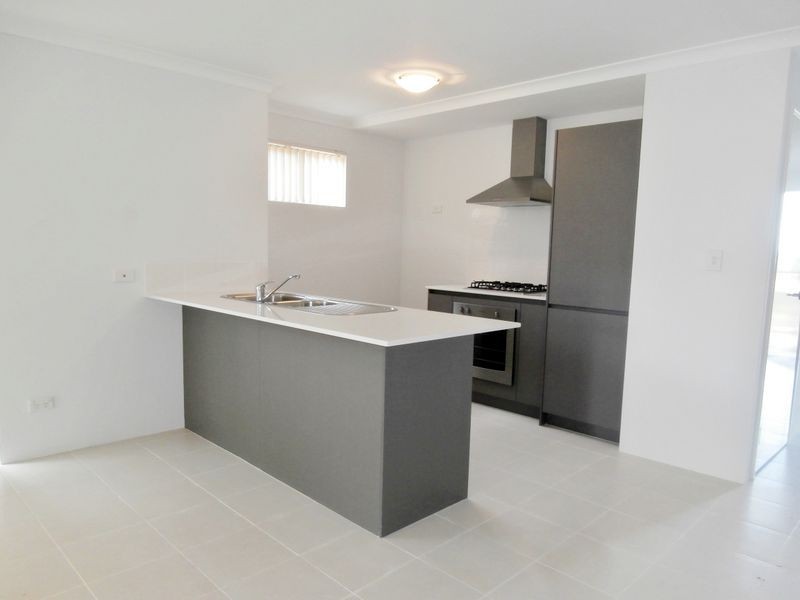 30 McLaren Avenue, Beeliar WA 6164