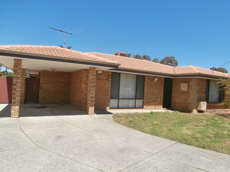 14 Lake Edge Lane, South Lake WA 6164