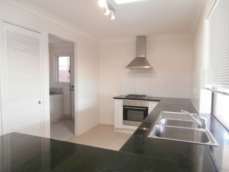 14 Lake Edge Lane, South Lake WA 6164