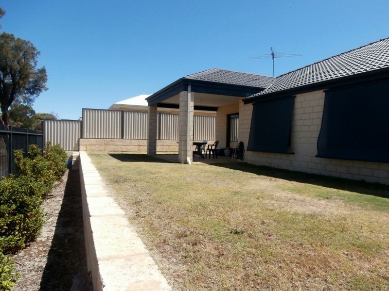 7 Belmore Bend, Aubin Grove WA 6164