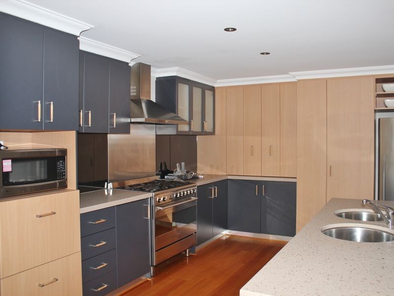 31 Harmony Avenue, Atwell WA 6164