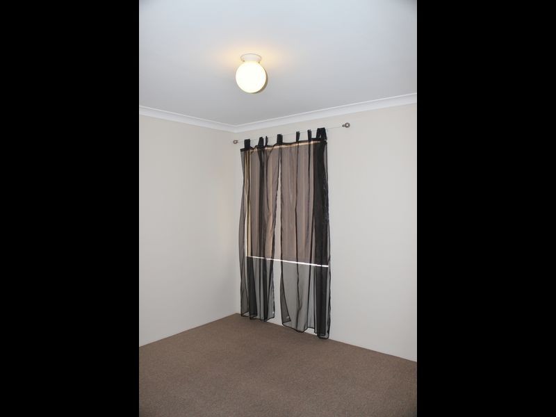 325 Wentworth Parade, Success WA 6164