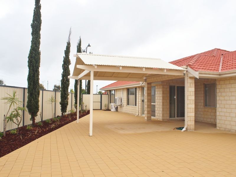 325 Wentworth Parade, Success WA 6164