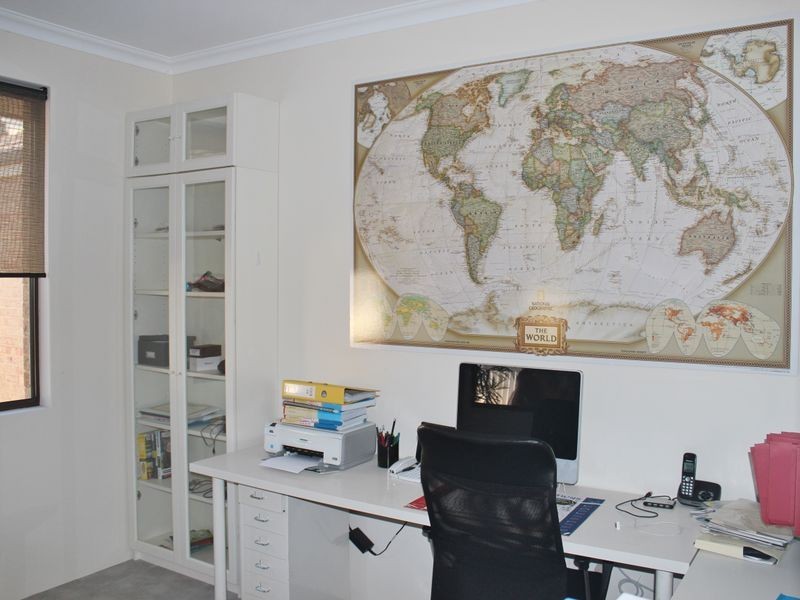 33 Flametree Bend, Hammond Park WA 6164