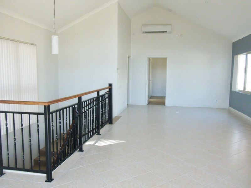 12 Weld Street, Rockingham WA 6168