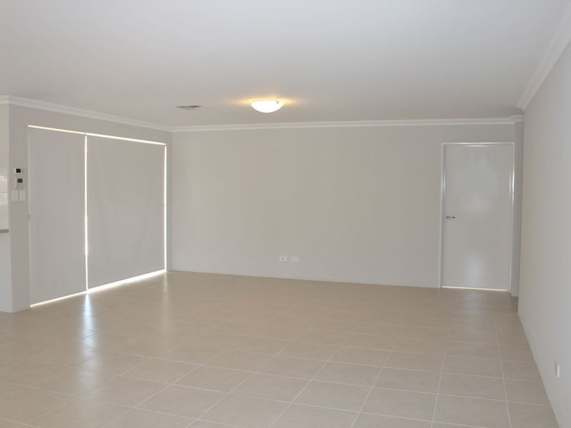 7 Astounding Way, Aubin Grove WA 6164