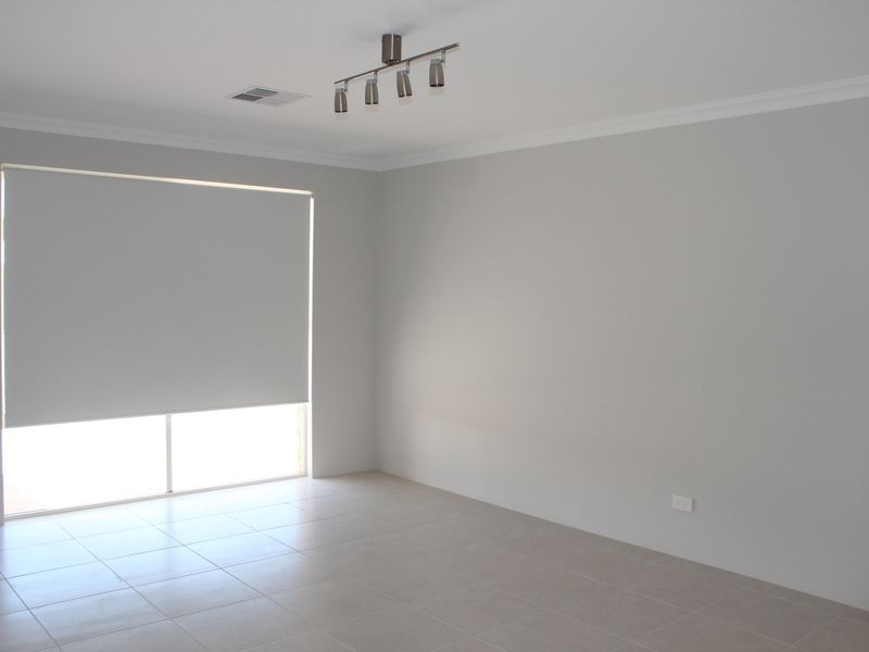 7 Astounding Way, Aubin Grove WA 6164