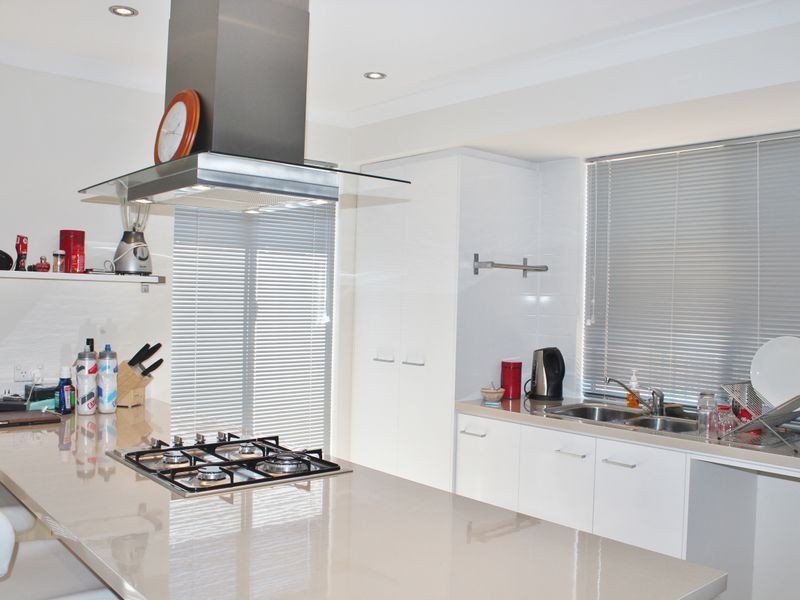4/15 Suttor Drive, Success WA 6164