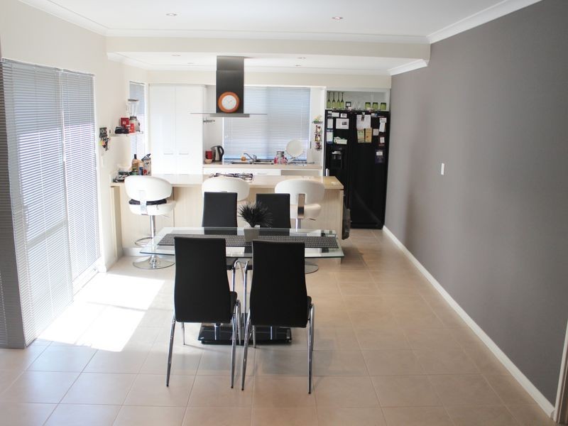 4/15 Suttor Drive, Success WA 6164