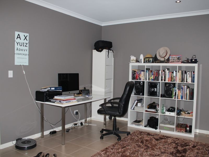 4/15 Suttor Drive, Success WA 6164