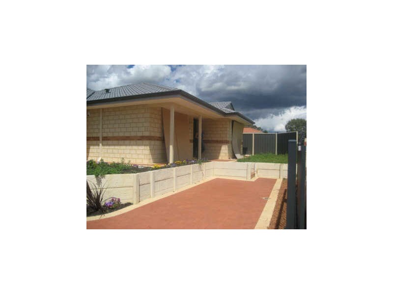 6/85 Owtram Street, Armadale WA 6112