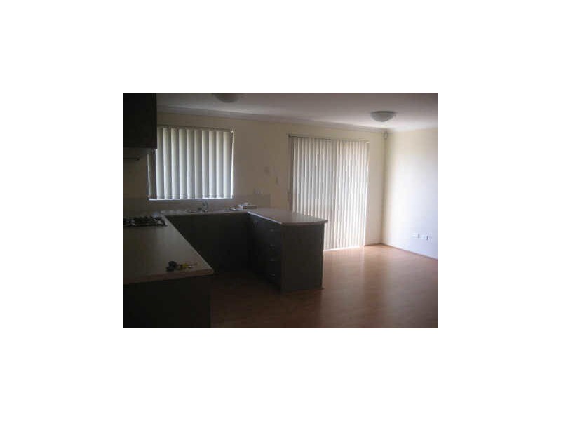 6/85 Owtram Street, Armadale WA 6112