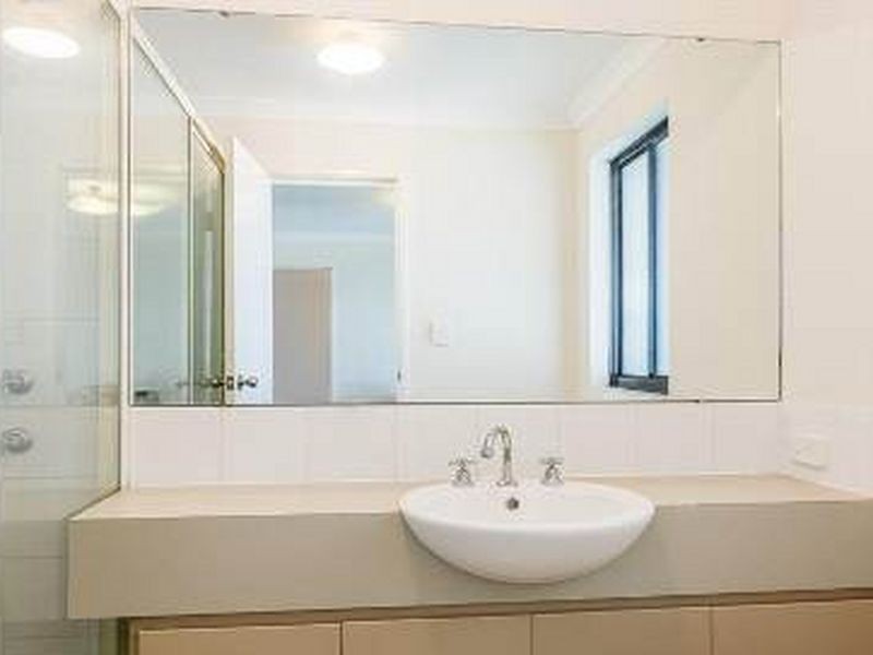 1/18 Mountain View, Kelmscott WA 6111