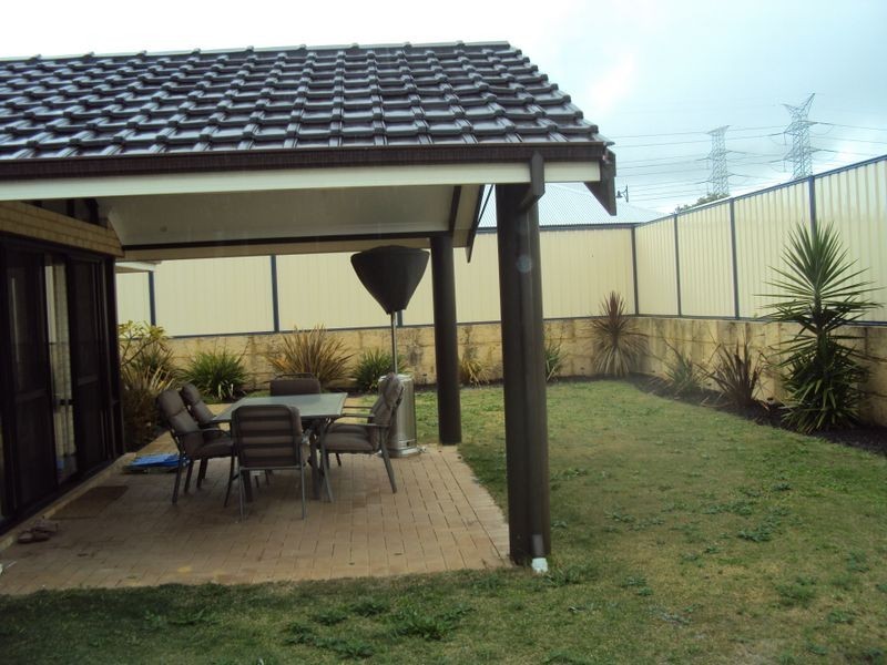 16 Gadsden Terrace, Success WA 6164