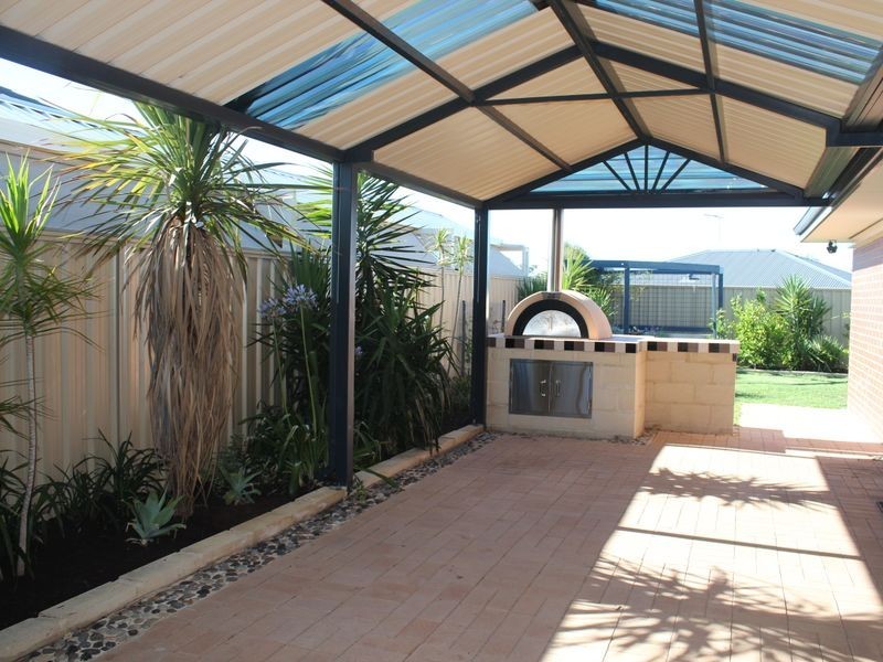 74 Cheltenham Loop, Bertram WA 6167