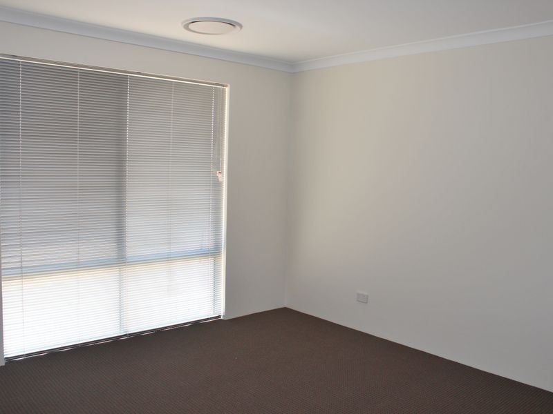 38 Covington Loop, Success WA 6164