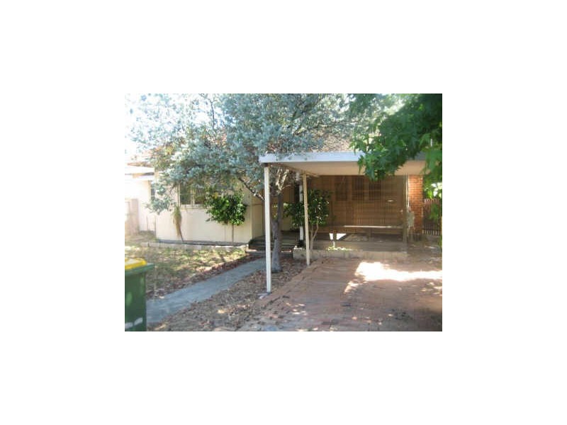 35A Adamson Road, Brentwood WA 6153