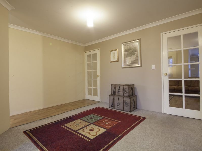 33 Sciano Drive, Success WA 6164