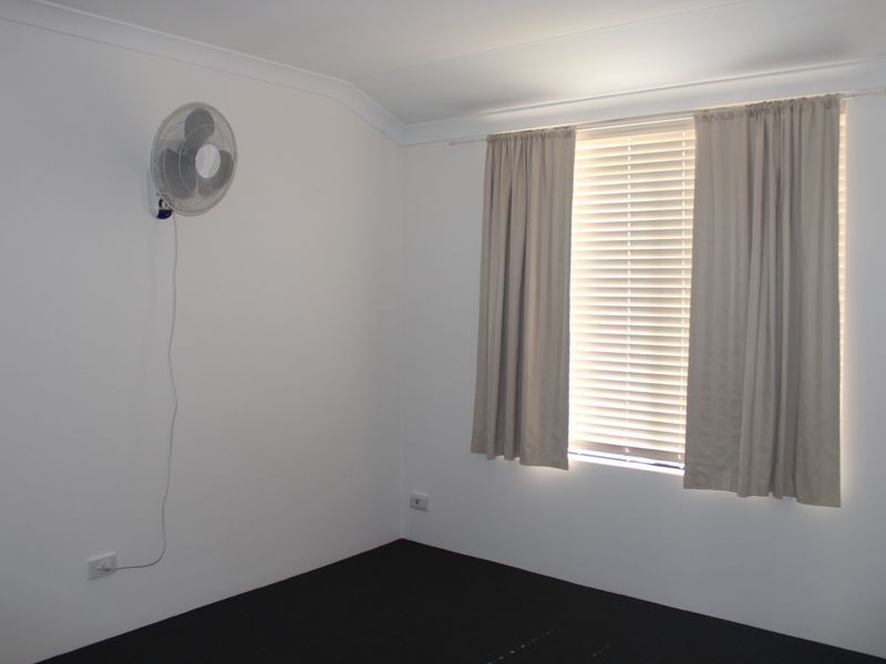 33 Sciano Drive, Success WA 6164