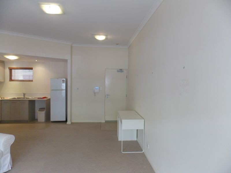 10/9 Linkage Avenue, Atwell WA 6164