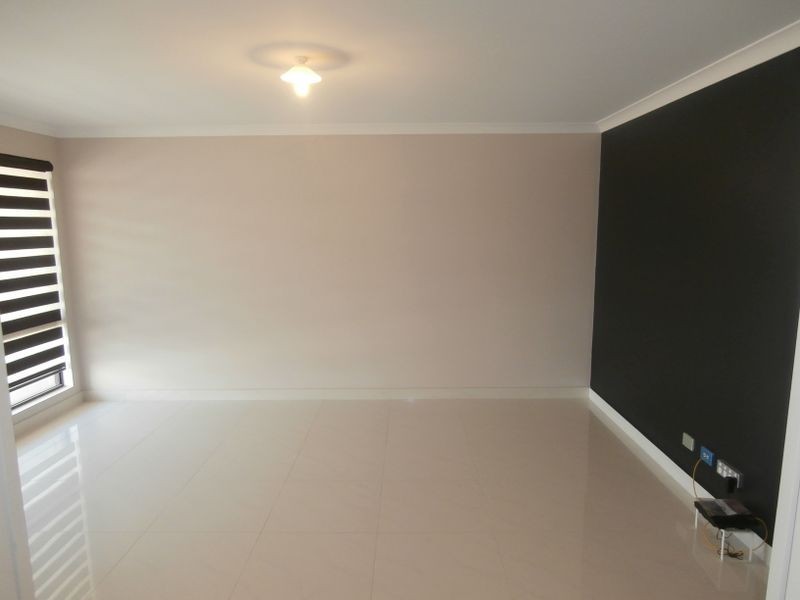 28 Bellas Circuit, Piara Waters WA 6112