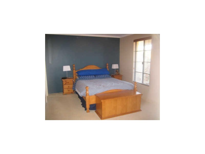 74 Folland Parade, Atwell WA 6164