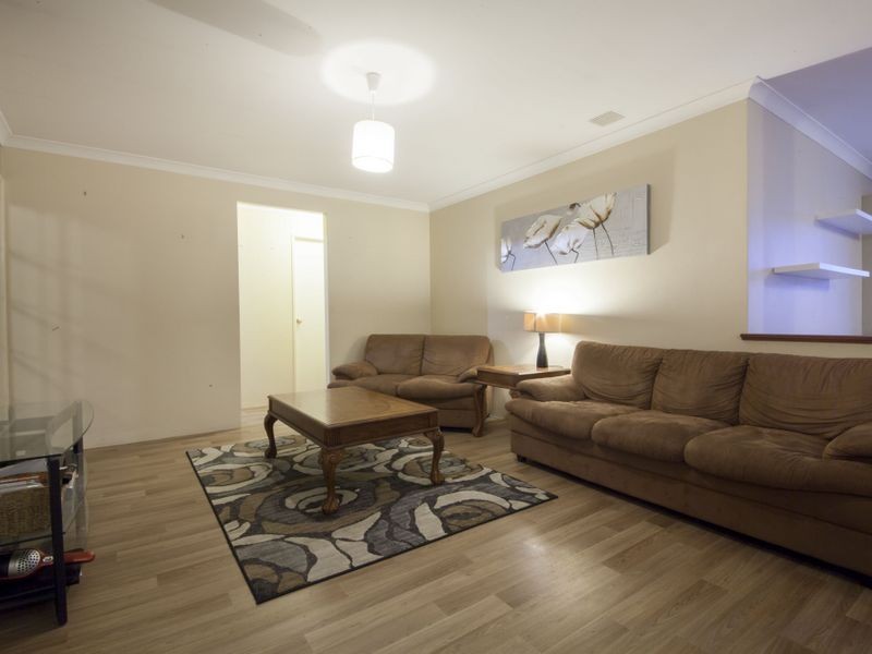 33 Sciano Drive, Success WA 6164