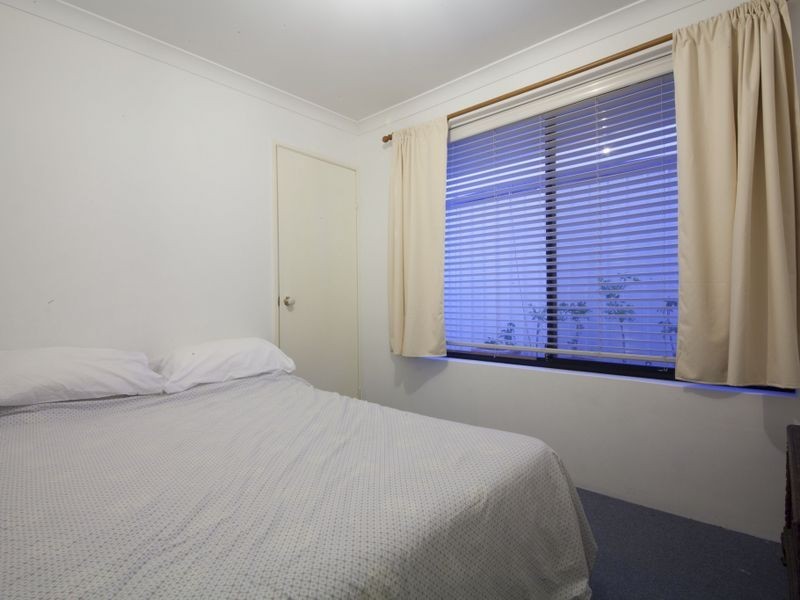 33 Sciano Drive, Success WA 6164