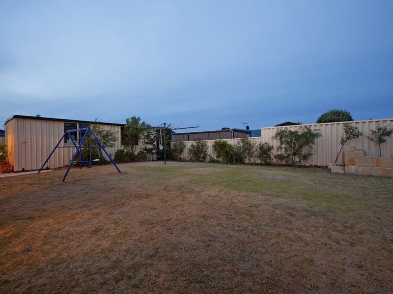 33 Sciano Drive, Success WA 6164