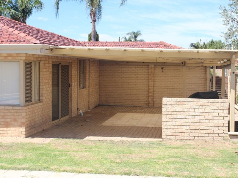 26 Liata Court, Thornlie WA 6108